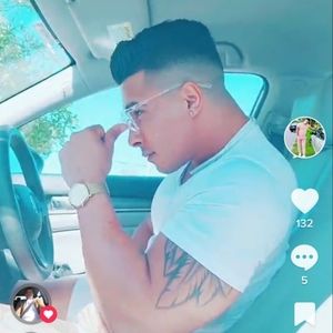 Meet your Posher, Rafael